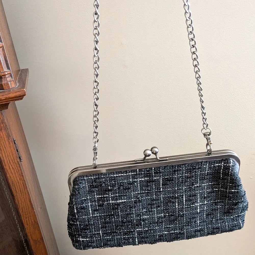 Patricia Nash Potenaz Black &‎ White Bouclé Frame Crossbody Kiss Lock Clutch
